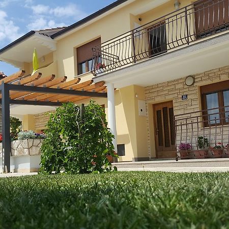 Apartments & Studio Matan Rovinj Bagian luar foto