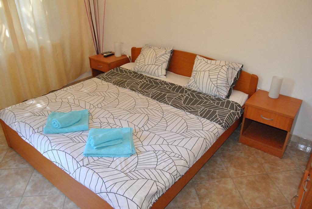 Apartments & Studio Matan Rovinj Bagian luar foto