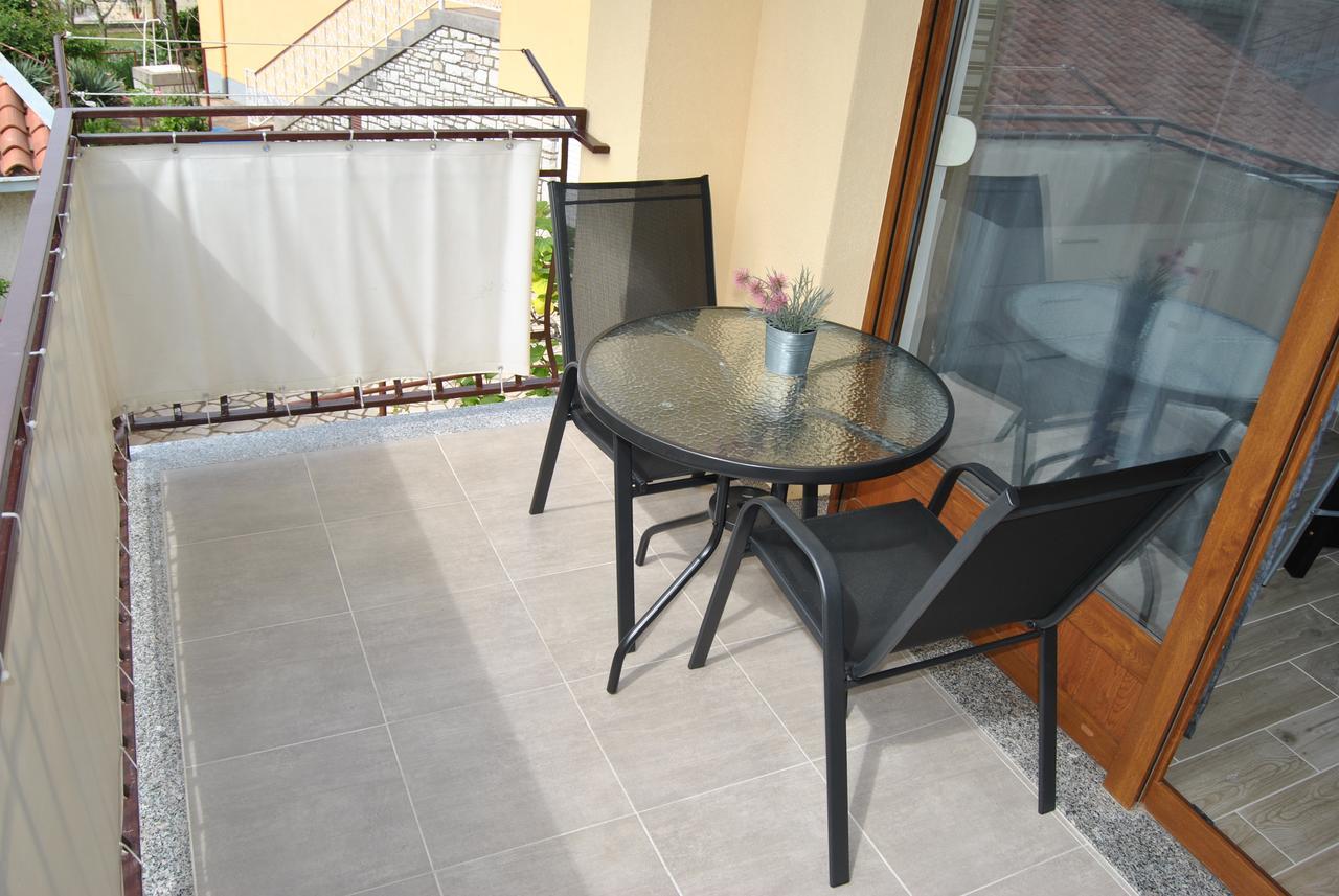 Apartments & Studio Matan Rovinj Bagian luar foto