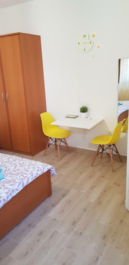 Apartments & Studio Matan Rovinj Bagian luar foto